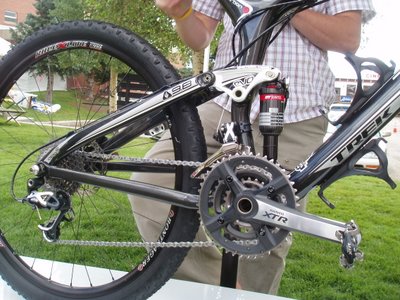 Lance Armstrong's Top Fuel 9.8 Drive Train and Rear Shock