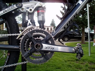 Lance Armstrong's Top Fuel 9.8 Crankset and Rear Shock